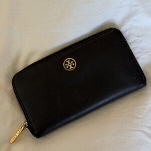 Tory Burch Women's Robinson Zip Saffiano Leather Wallet